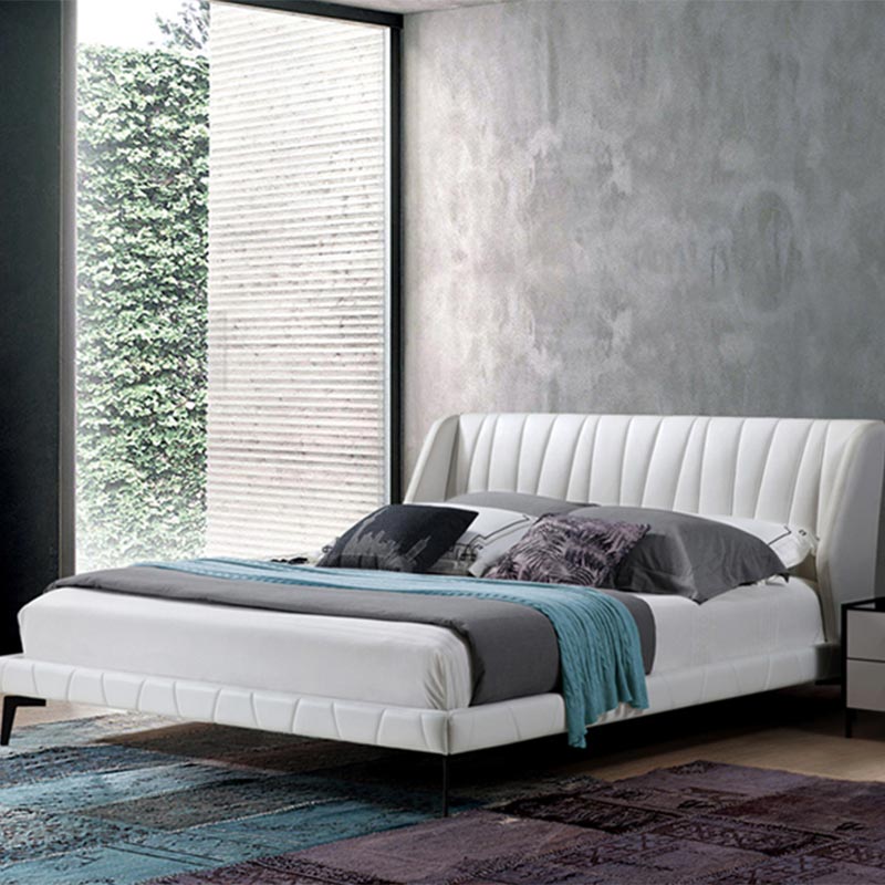 環境に優しいパイン材とレザーのソフトベッド